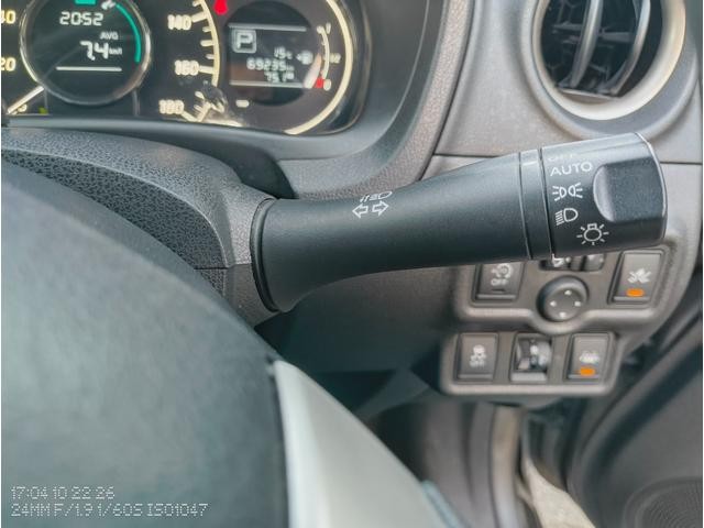 0704385A30261022W00115.jpg