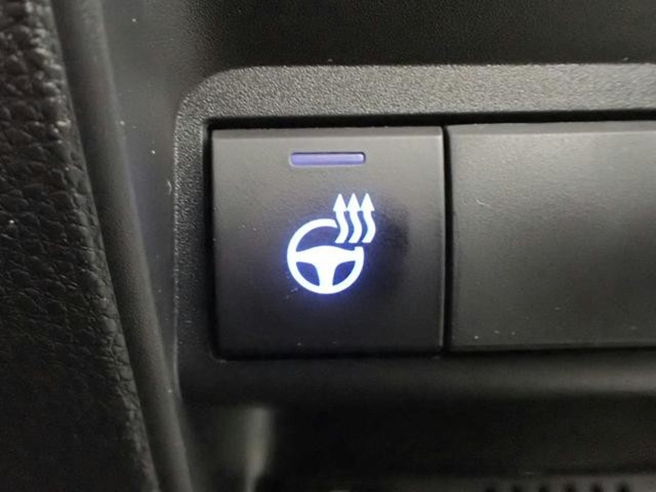 2024 Toyota Aqua, photo 7 of 7