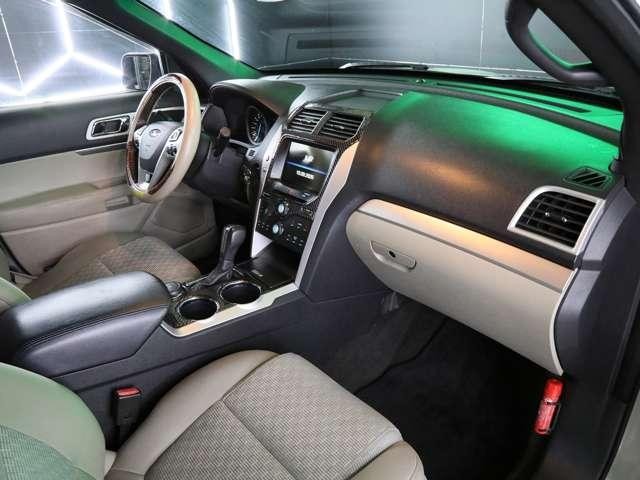 0506953A30261012W00116.jpg