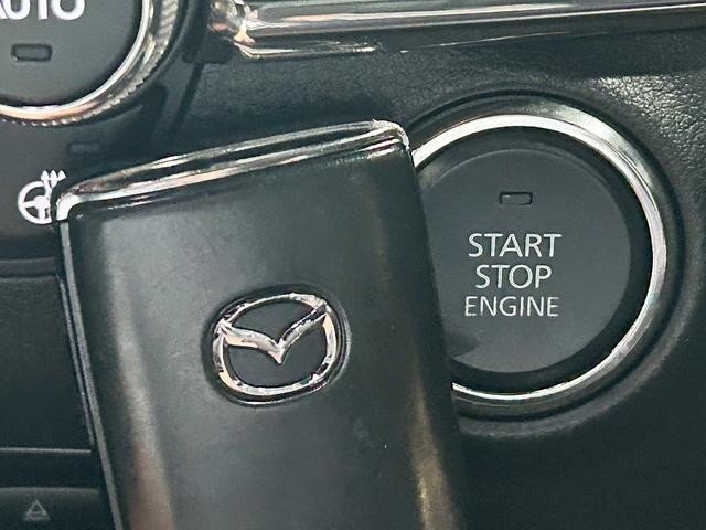 0704328A30260618W00109.jpg