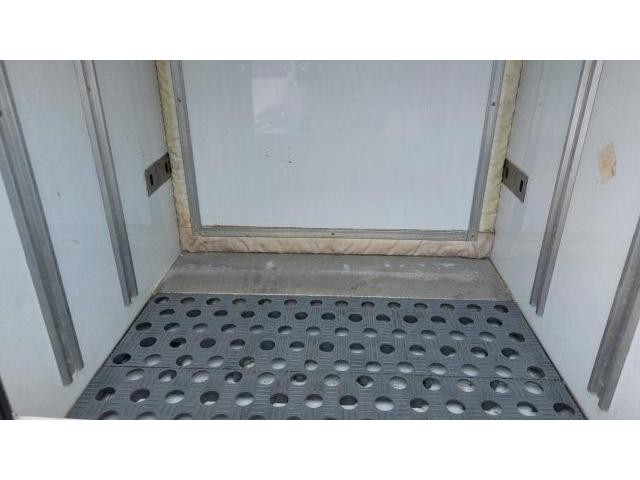 25030247_carP_l_11.jpg
