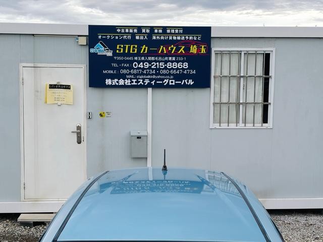 0541888A30261025W00119.jpg