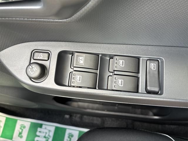 0403498A30261001W00316.jpg