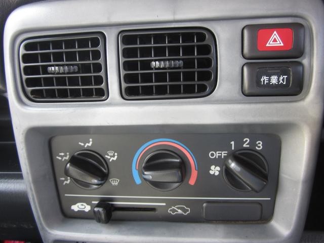 0400577A30260928W00319.jpg