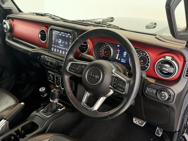 24542881_carP_l_3.jpg