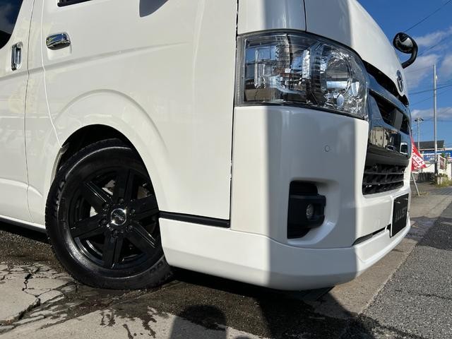 0704322A30260922W00416.jpg