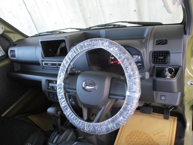 0903669A30260701W00112.jpg