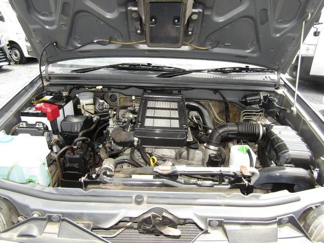 0403269A30260806W00419.jpg