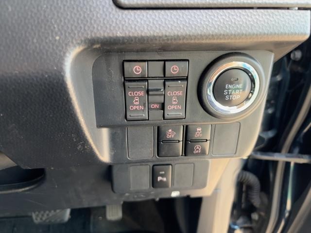 0204178A30260902W00105.jpg