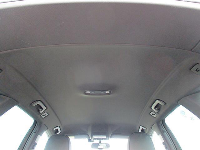 0904214A30260701W00211.jpg
