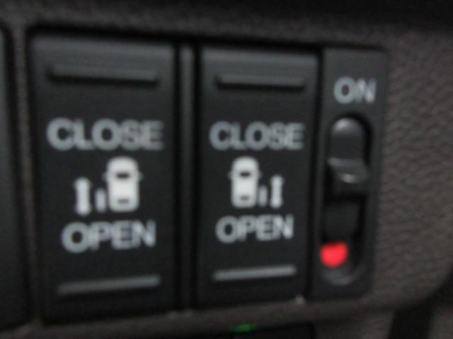 0520129A30251104W00108.jpg