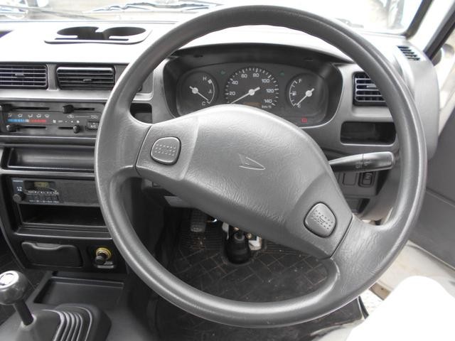 0205219A30260902W00114.jpg