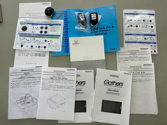 0403755A30260509W00117.jpg