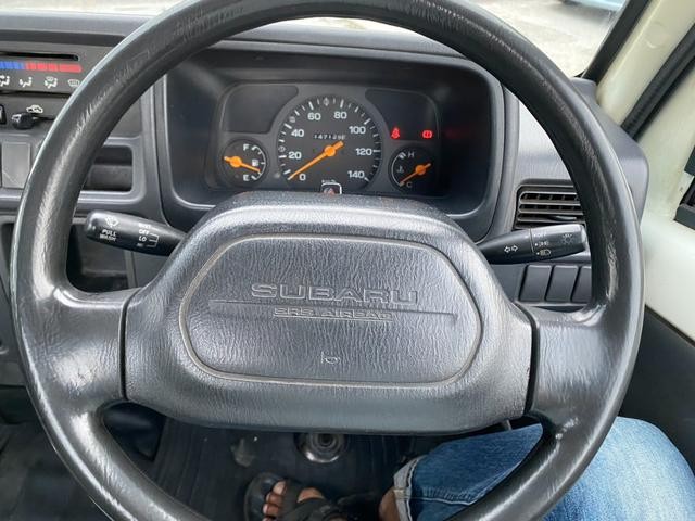 0403992A30260829W00216.jpg