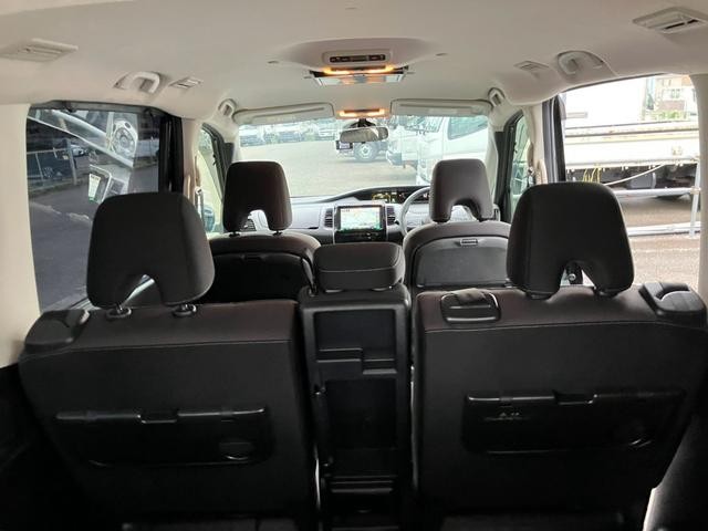 0709137A30260929W00107.jpg