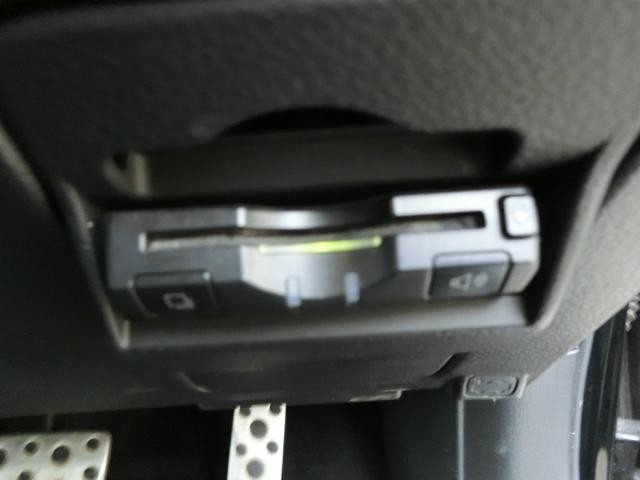 0403642A30201205W00311.jpg