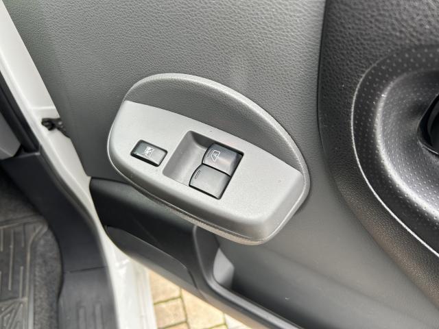 24892649_carP_l_12.jpg
