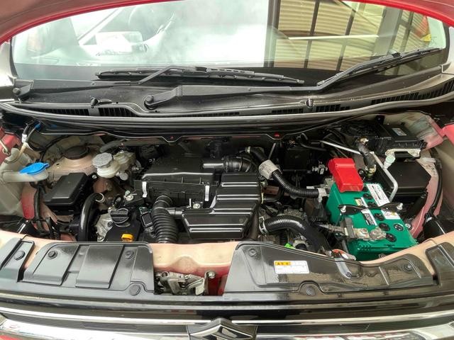 0201924A30260622W00119.jpg