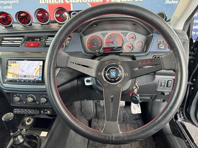 0560342A30260811W00109.jpg