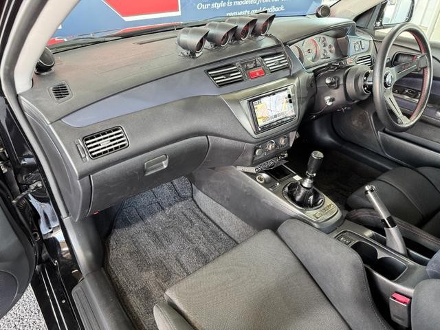 0560342A30260811W00111.jpg