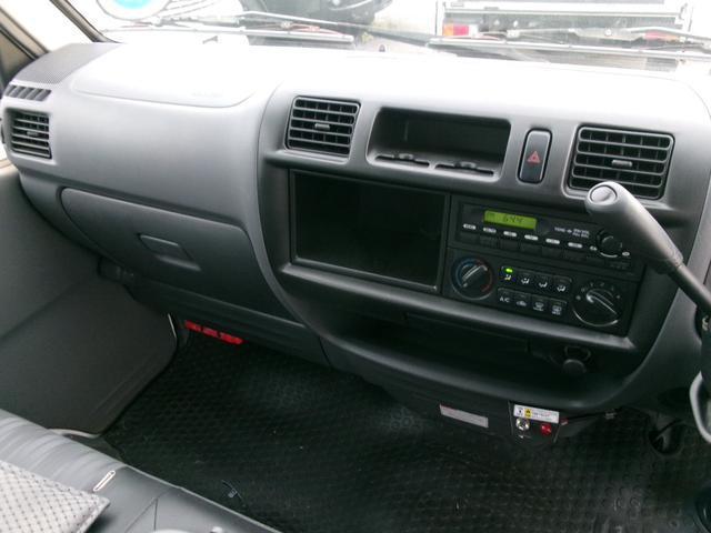 0705372A30260616W00112.jpg