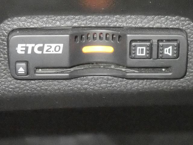 0201190A30261022W00604.jpg