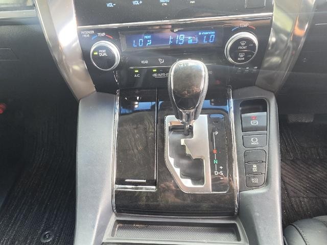 0206696A30260902W00305.jpg