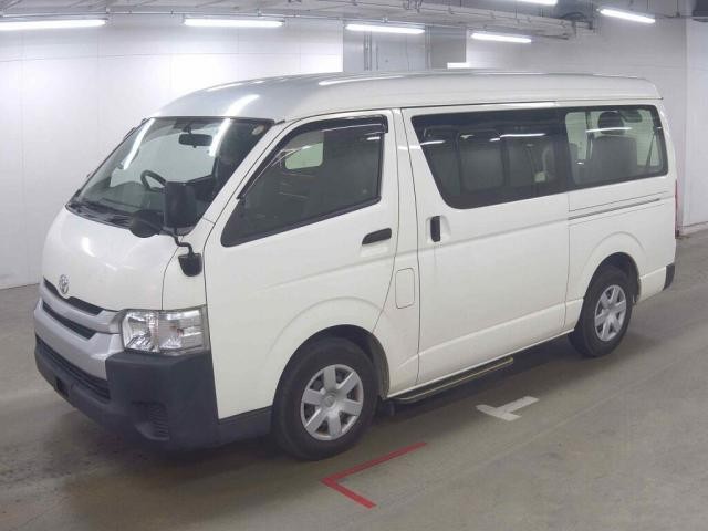 25714052_carP_l_4.jpg