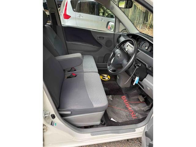 0520667A30260717W00107.jpg