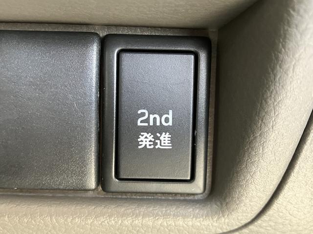0208546A30260619W00114.jpg