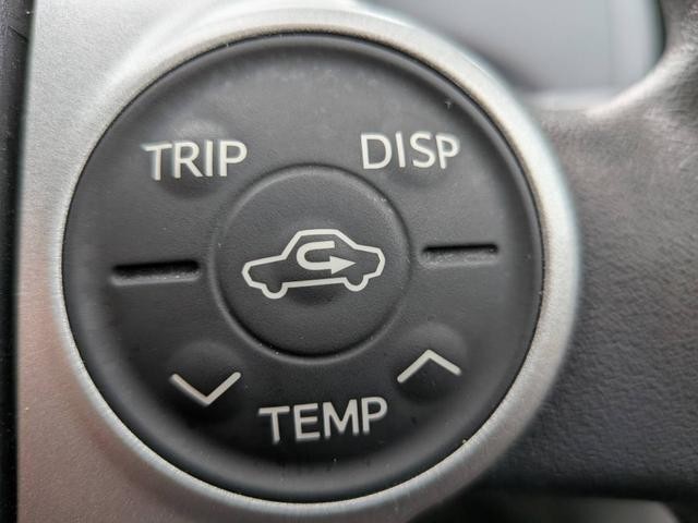0541751A30260906W00506.jpg