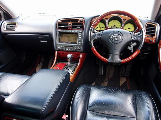 0504140A30260620W00702.jpg