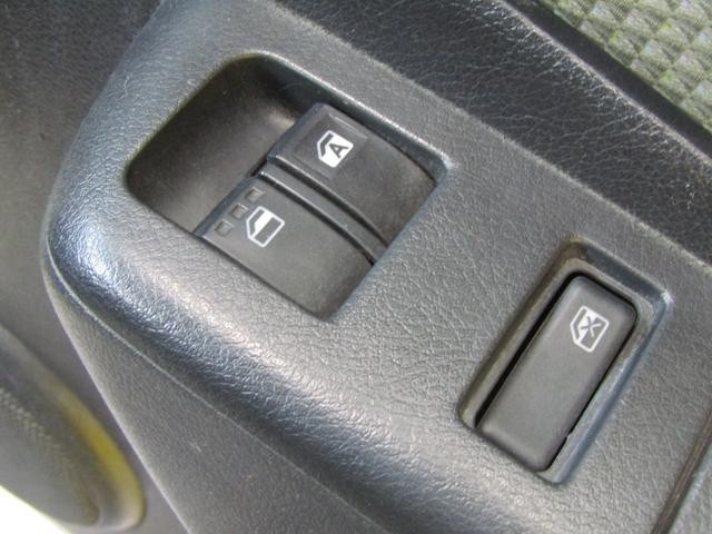 0530123A30260511W00316.jpg