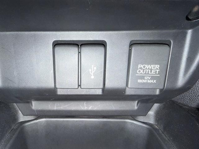 0600053A30261002W00112.jpg