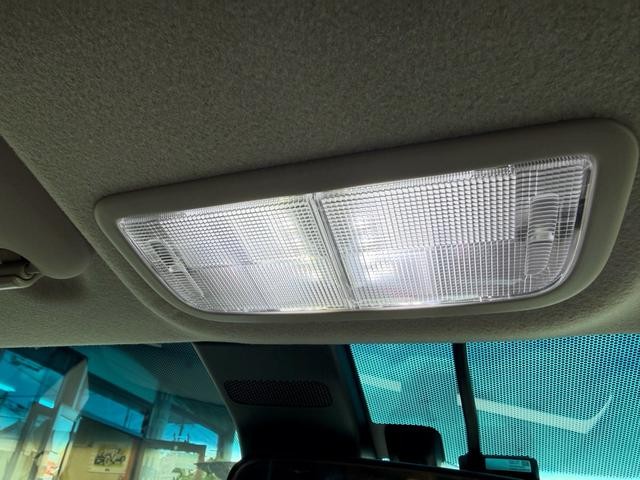 0600053A30261002W00117.jpg