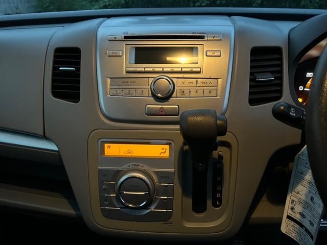 0404050A30260902W00118.jpg