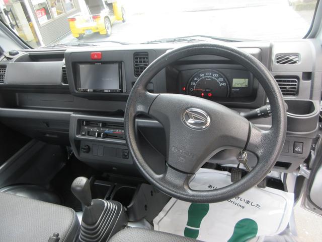 1300241A30260810W00101.jpg