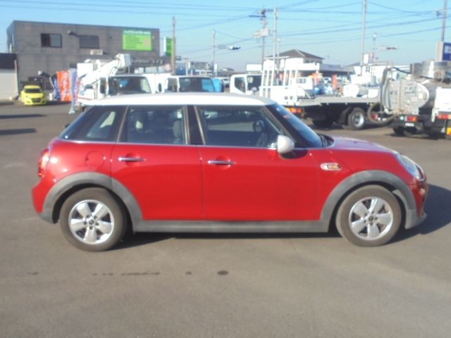 a8af1bd109950797247124ab8adf69e3.jpg
