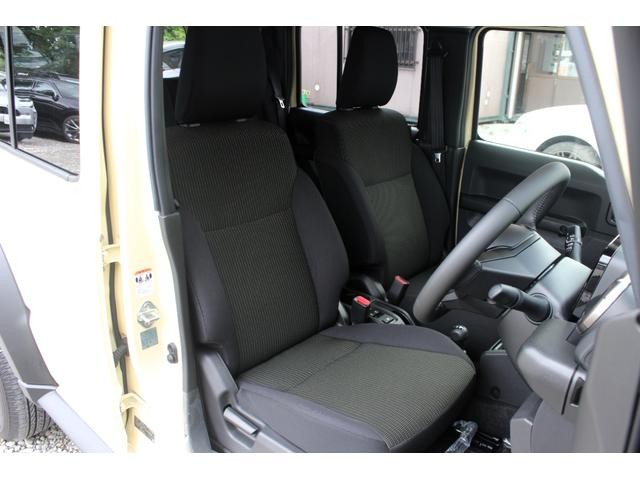 0301934A30260704W00217.jpg