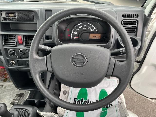 1200379A30260918W00116.jpg