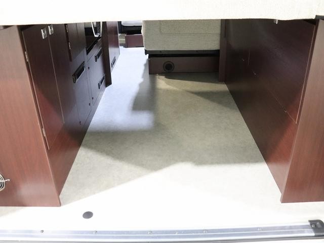 0303041A30260826W00106.jpg