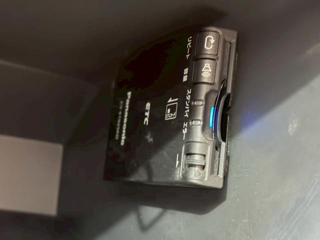 0209165A30260530W00107.jpg