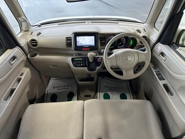 0550659A30260905W00102.jpg