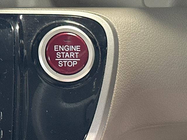 0550659A30260905W00109.jpg