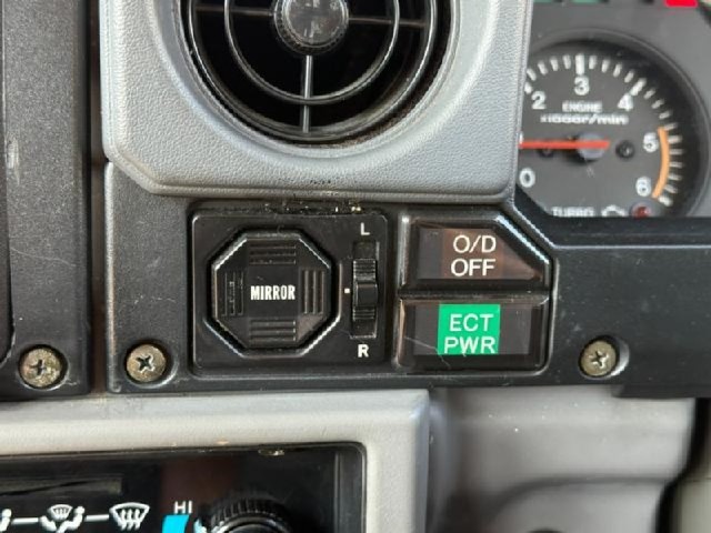 957905ef6aa34c01cdbcccfc8f33012f.jpeg