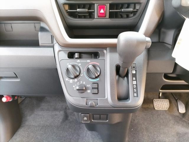 2506288A30260316W00115.jpg