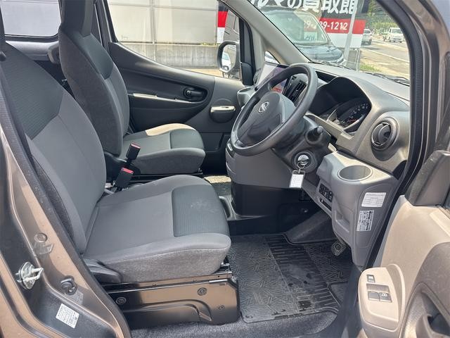 0404241A30260715W00112.jpg