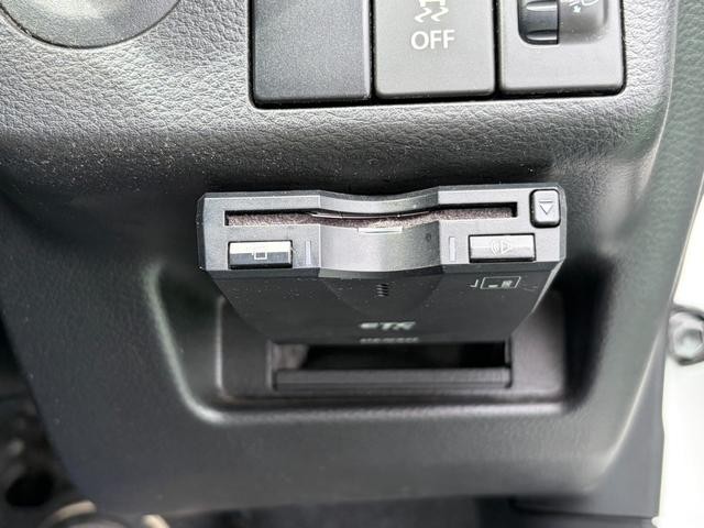 0500054A30260904W00109.jpg