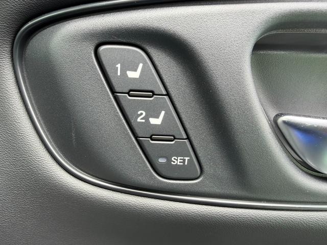 0500054A30260904W00310.jpg