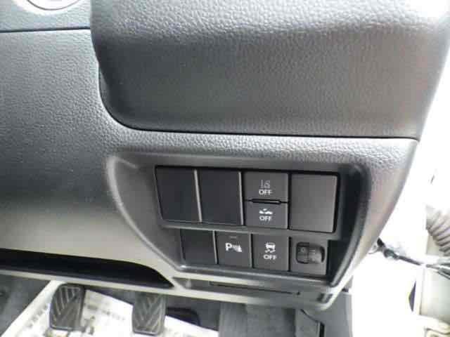 0300801A30261016W00306.jpg